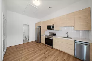 1414 Shearn St, Houston, TX 77007 - Photo 2
