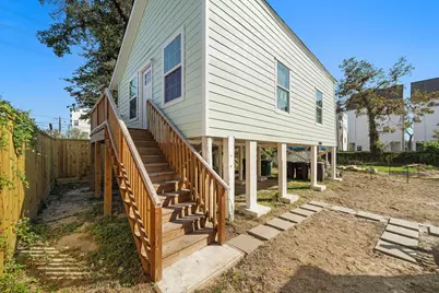 1414 Shearn Street #B, Houston, TX 77007 - Photo 2