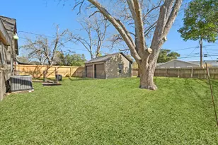 1509 Mulcahy St, Rosenberg, TX 77471 - Photo 24