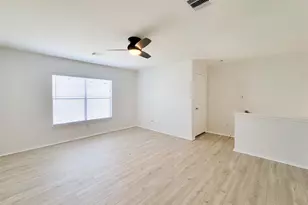 75 Dennis St, Houston, TX 77006 - Photo 26