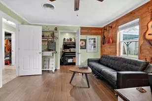 913 Park Ln, Bryan, TX 77802 - Photo 26