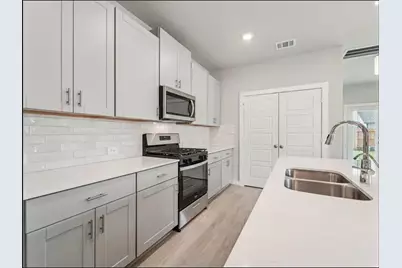 12015 Marlin Strait Drive, Baytown, TX 77523 - Photo 2