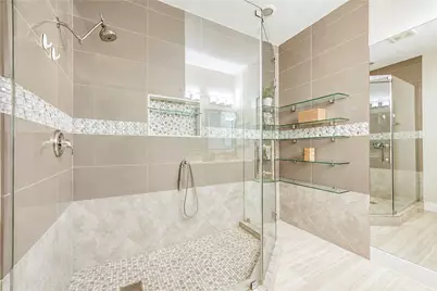 1247 Glenwood Canyon, Houston, TX 77077 - Photo 4