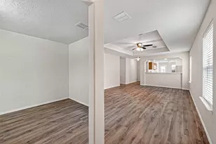 19119 Yaupon Ranch Dr, Cypress, TX 77433 - Photo 10