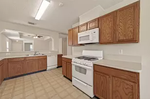 19119 Yaupon Ranch Dr, Cypress, TX 77433 - Photo 18