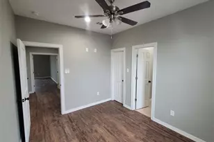 6051 25th St, Groves, TX 77619 - Photo 20