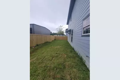 6051 25th Street, Groves, TX 77619 - Photo 34