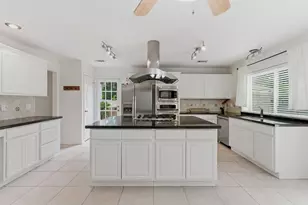 59 Fire Flicker Pl, The Woodlands, TX 77381 - Photo 4