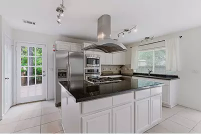 59 Fire Flicker Place, The Woodlands, TX 77381 - Photo 12