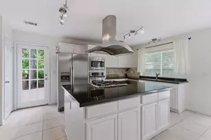 59 Fire Flicker Pl, The Woodlands, TX 77381 - Photo 12