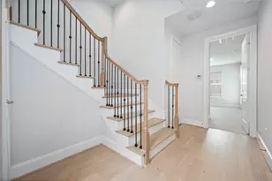 10919 Grove Tree Ln, Houston, TX 77043 - Photo 6