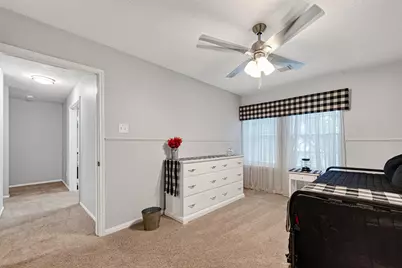 12923 Cambridge Eagle Drive, Houston, TX 77044 - Photo 28