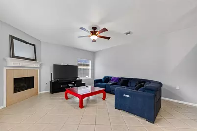 12923 Cambridge Eagle Drive, Houston, TX 77044 - Photo 6