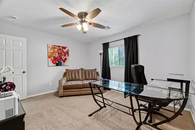 12923 Cambridge Eagle Drive, Houston, TX 77044 - Photo 24
