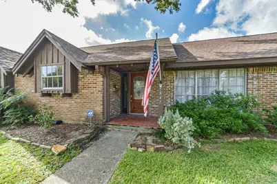 5847 Paisley Street, Houston, TX 77096 - Photo 2