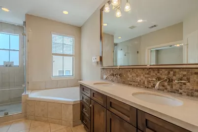 5213 Eigel Street #B, Houston, TX 77007 - Photo 18