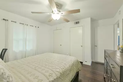6806 Glen Rock Drive, Houston, TX 77087 - Photo 18