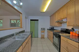 360 Oakhill Rd, Hemphill, TX 75948 - Photo 16