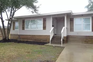 917 Temple Dr, Hitchcock, TX 77563 - Photo 1
