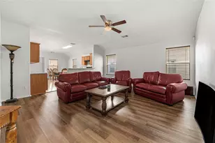 3911 Braden Dr N, Houston, TX 77047 - Photo 6