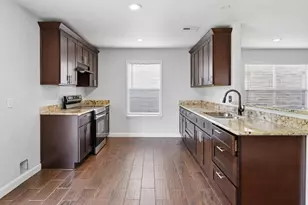 11710 Fossil Rock Ln, Houston, TX 77034 - Photo 16