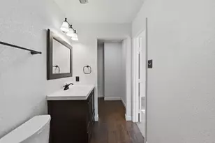 11710 Fossil Rock Ln, Houston, TX 77034 - Photo 30