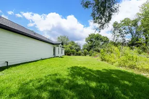 423 Manor Ave, Arcola, TX 77583 - Photo 26