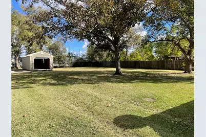 1004 Elm, Sweeny, TX 77480 - Photo 38