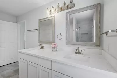 9026 McGallion Road, Houston, TX 77022 - Photo 20