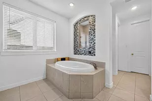 10114 Brush Wy, Rosharon, TX 77583 - Photo 24