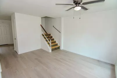 7867 Hamlet Street, Houston, TX 77078 - Photo 2