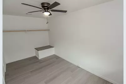 7867 Hamlet Street, Houston, TX 77078 - Photo 10