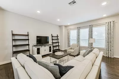 6623 Letein Street, Houston, TX 77008 - Photo 2