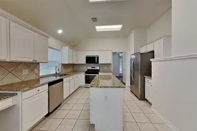 2615 Honeysuckle Walk, Spring, TX 77388 - Photo 4