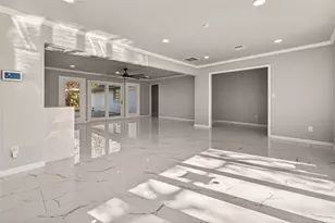 5674 Hazen St, Houston, TX 77081 - Photo 4