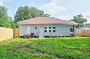 2703 Areba St, Houston, TX 77091 - Photo 26