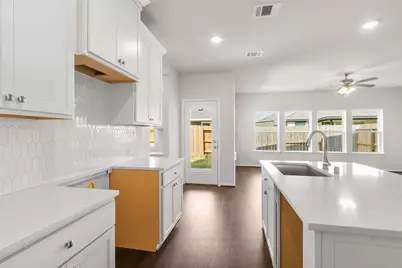 2007 Sunflower Court, Sugar Land, TX 77498 - Photo 16