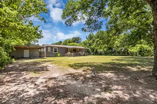 1305 W 1st St, Groveton, TX 75845 - Photo 2
