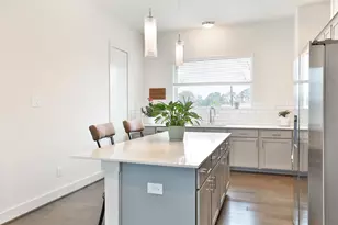 4815 Martin Oaks Ln, Houston, TX 77018 - Photo 10