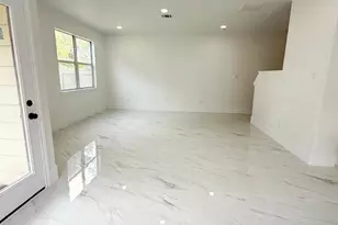 8003 Daylilly Creek Dr, Houston, TX 77083 - Photo 8