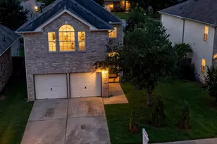 8003 Daylilly Creek Dr, Houston, TX 77083 - Photo 4