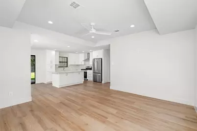 9606 Pine Lake Drive, Houston, TX 77055 - Photo 18