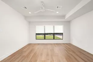 9606 Pine Lake Dr, Houston, TX 77055 - Photo 16