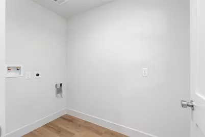 9606 Pine Lake Drive, Houston, TX 77055 - Photo 10