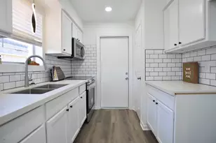 16634 David Glen Dr, Friendswood, TX 77546 - Photo 8