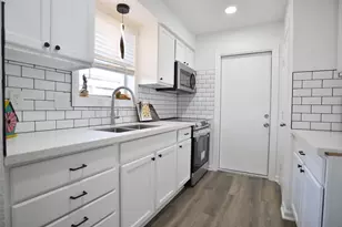 16634 David Glen Dr, Friendswood, TX 77546 - Photo 6