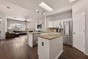 2902 Julie Ann Dr, Pearland, TX 77584 - Photo 6