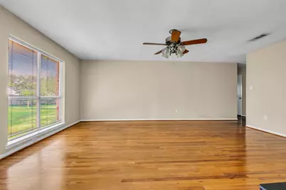168 Greenleaf Lane, Conroe, TX 77304 - Photo 10