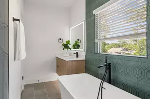 2598 W Tidwell Rd, Houston, TX 77091 - Photo 30