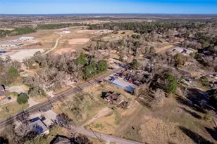 2201 Badger Ln, Huntsville, TX 77320 - Photo 12